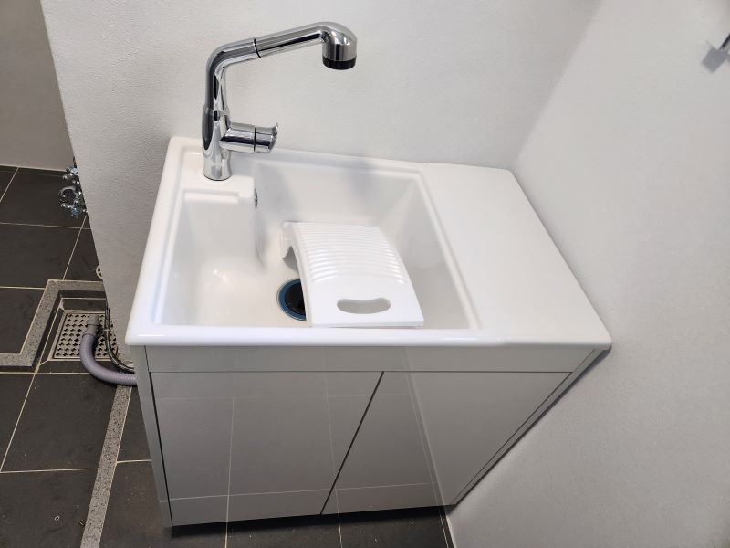 b1857f348a372302ac20f300cbc56f5a_1764202